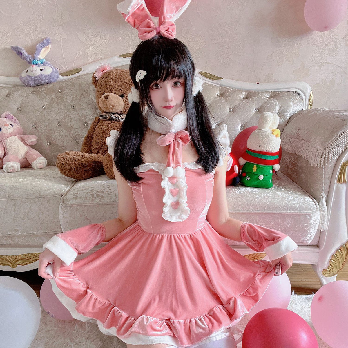 Robe lapin rose ou rouge, vue 4